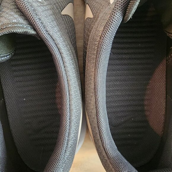 Nike Mens Roshe One Running Shoes Sneakers 511881-306 Cargo Khaki Green Size 13 - Picture 10 of 12